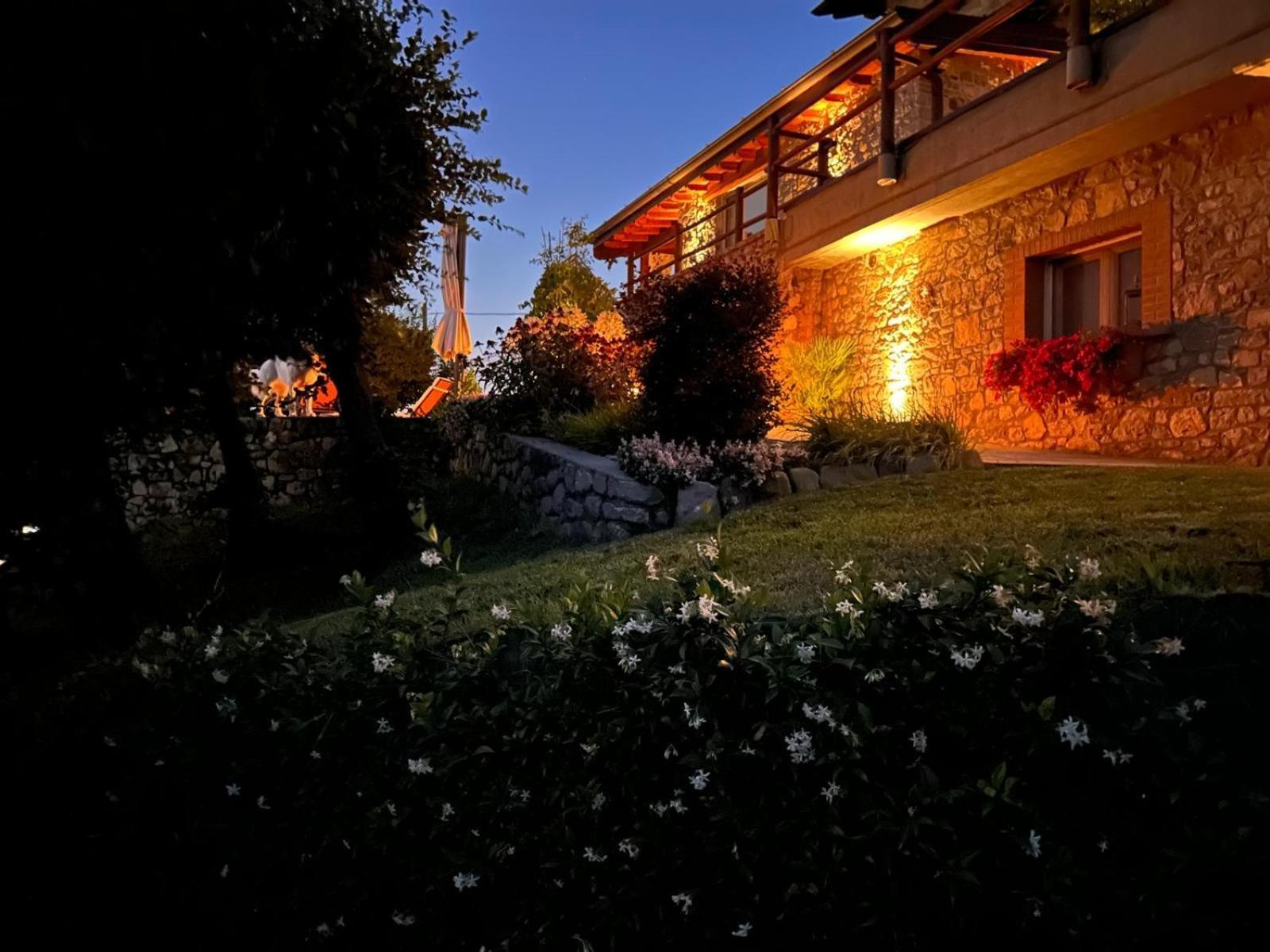 Villa dʼAlmè Le Lanterne B&B 외부 사진